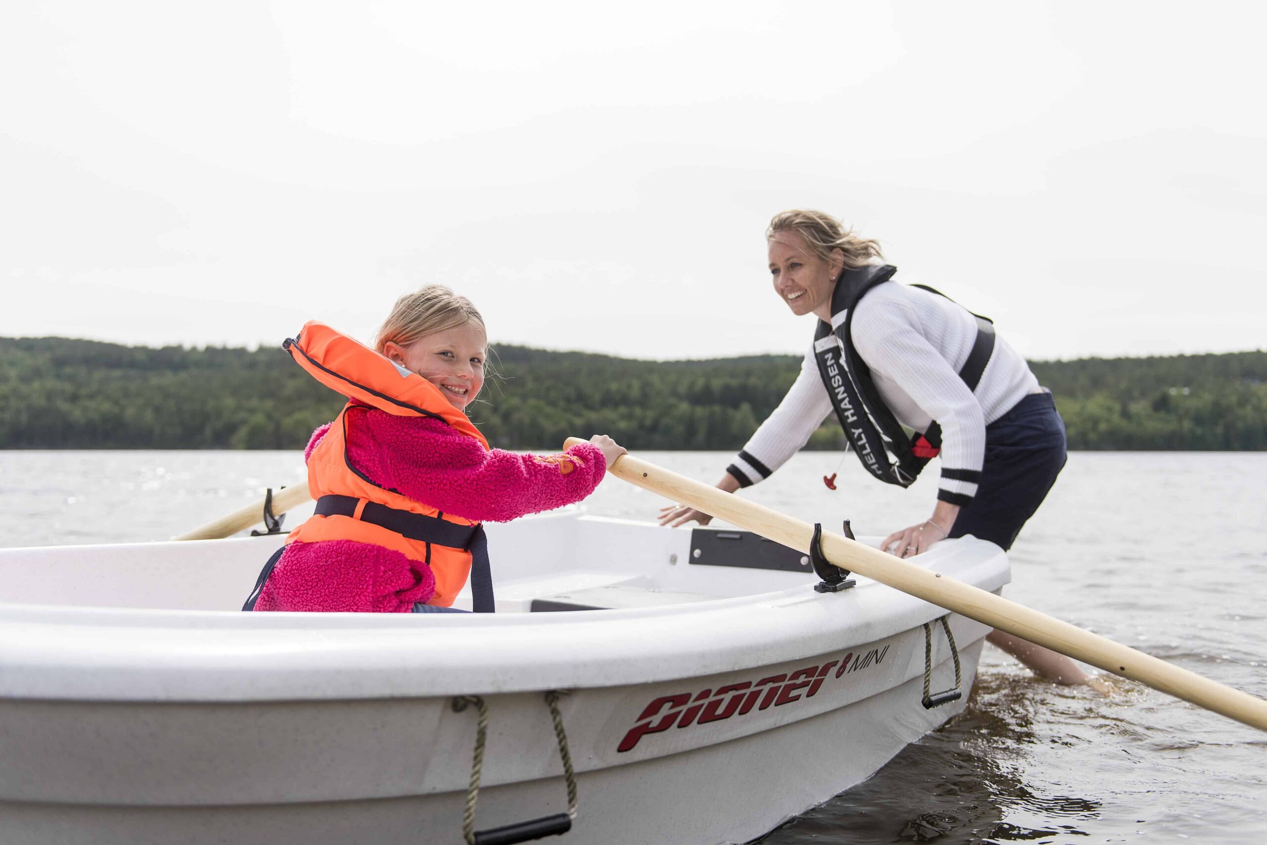 PIONER 8 MINI Brand Id Boat