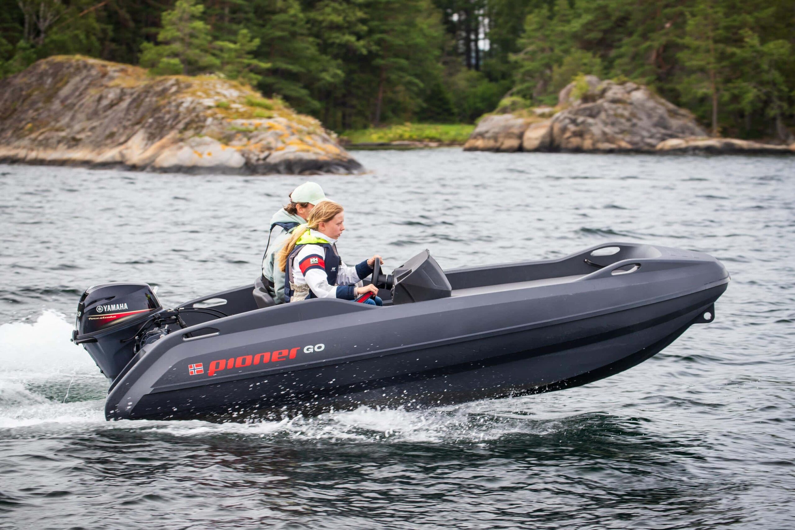 Pioner GO Brand Id Boat